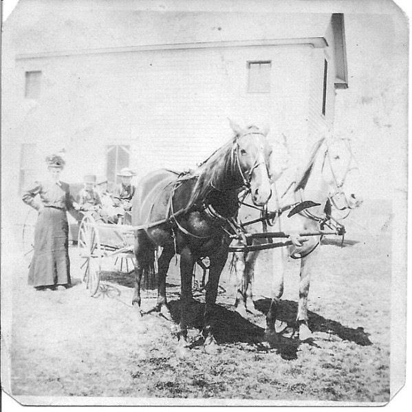 Grandma Uella in the early 1900s